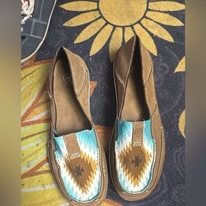 Ariat slip on women’s Tribal print